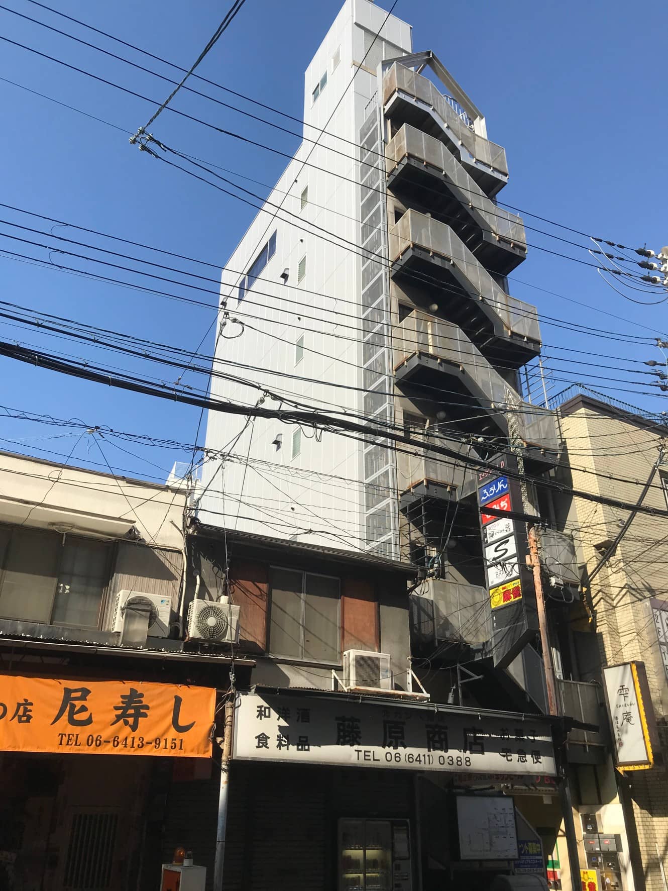 エイケンビル